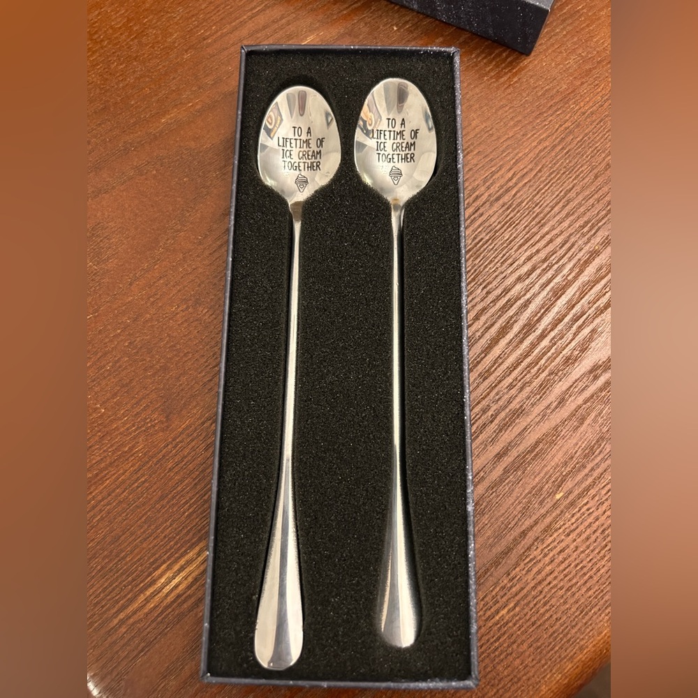 Stainless steel spoon set